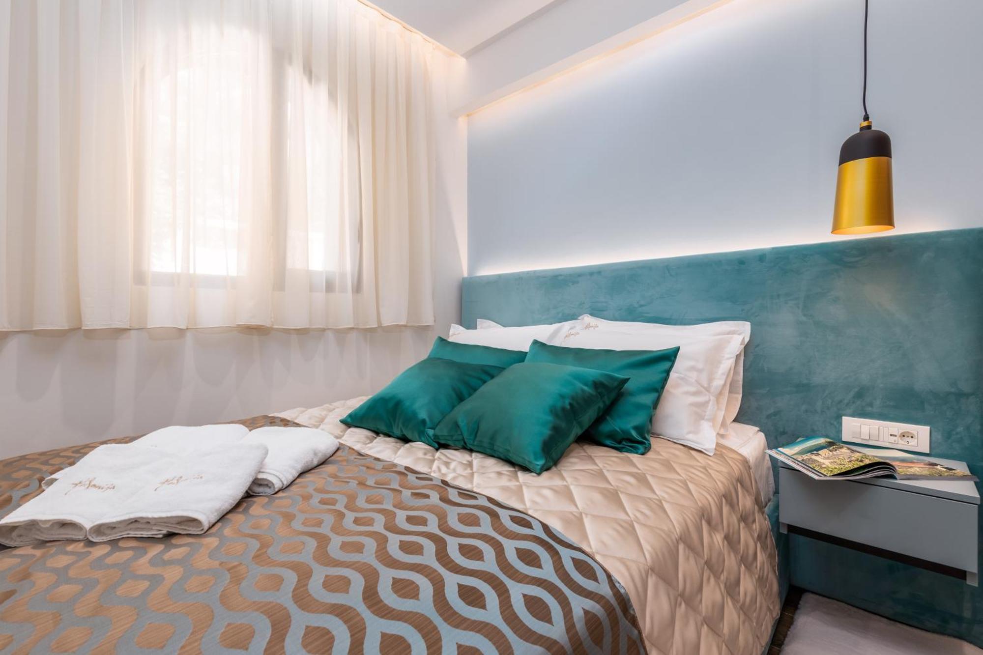 Hotel Vila Hedonija Herceg Novi Quarto foto