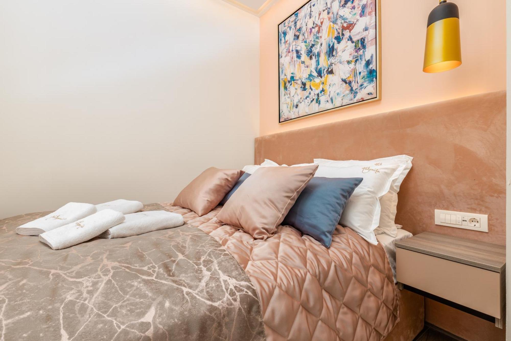 Hotel Vila Hedonija Herceg Novi Quarto foto