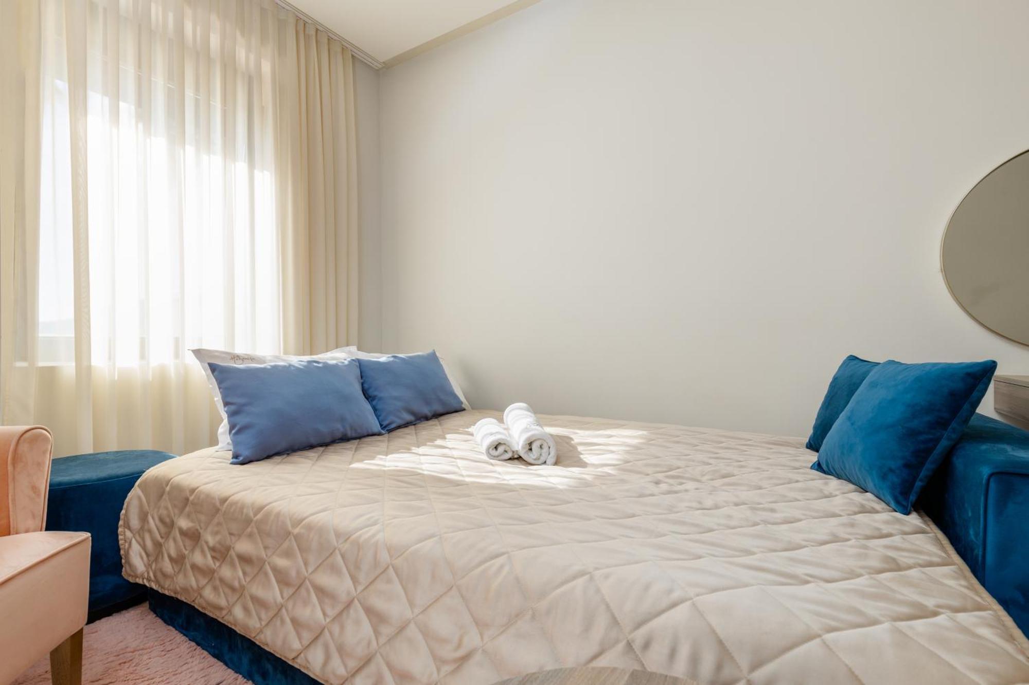 Hotel Vila Hedonija Herceg Novi Quarto foto