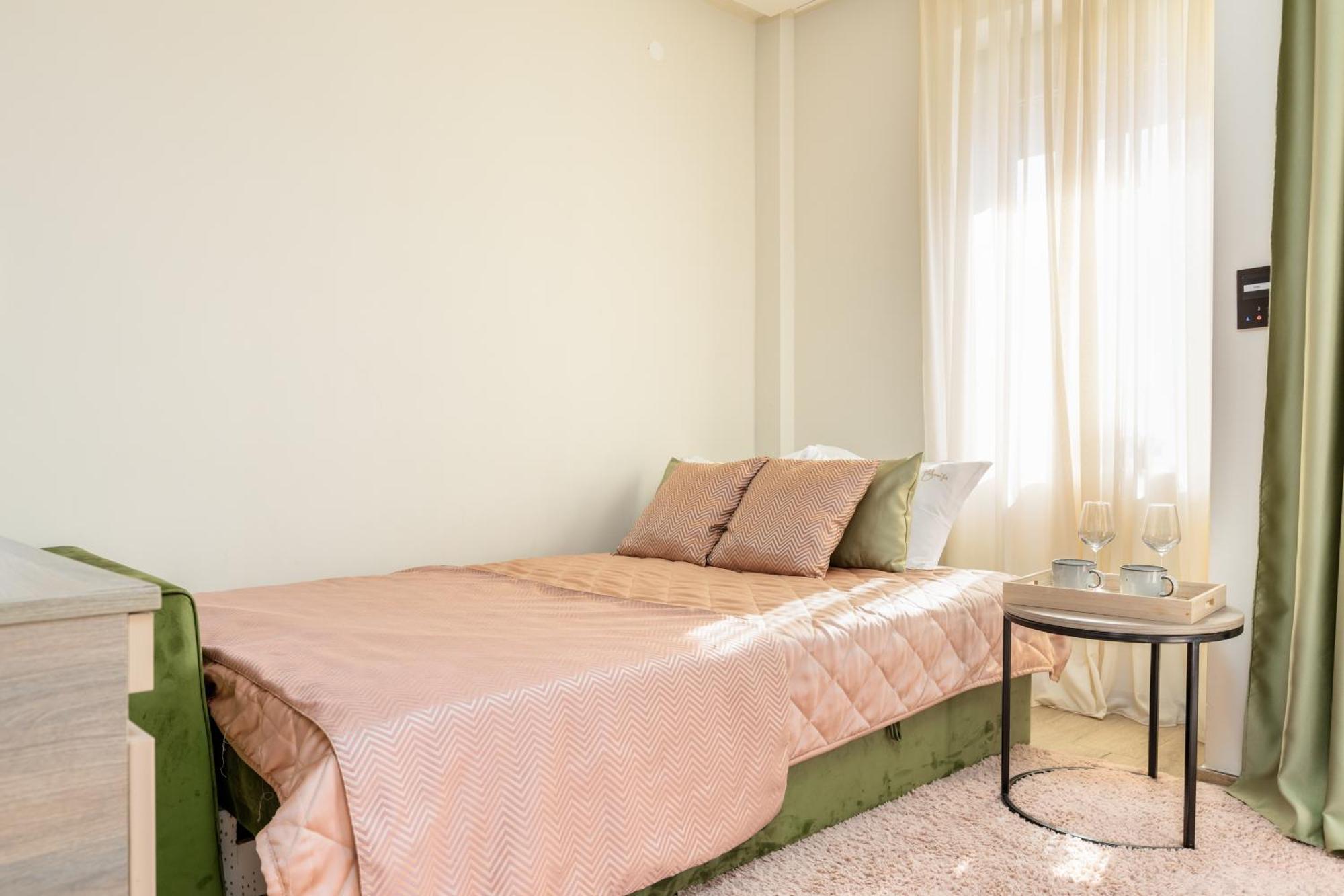 Hotel Vila Hedonija Herceg Novi Quarto foto